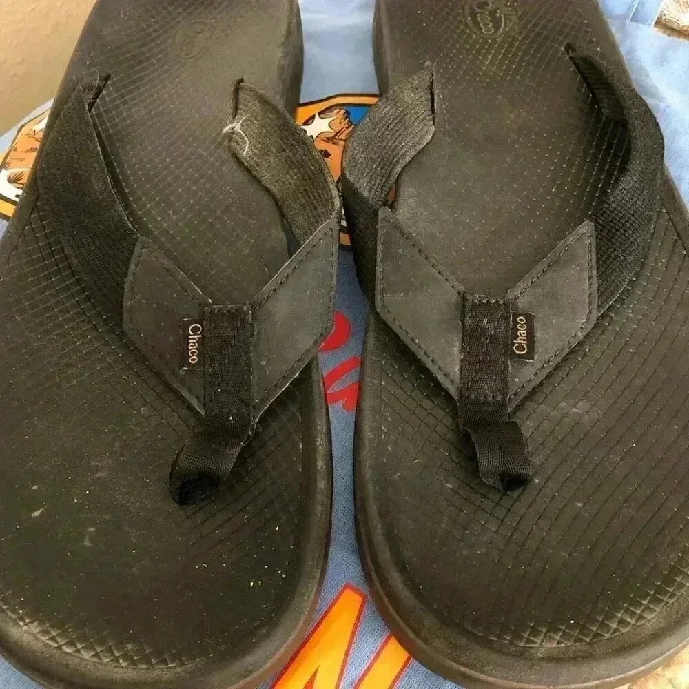 Chaco's Men's Black Flip Flop Size 14